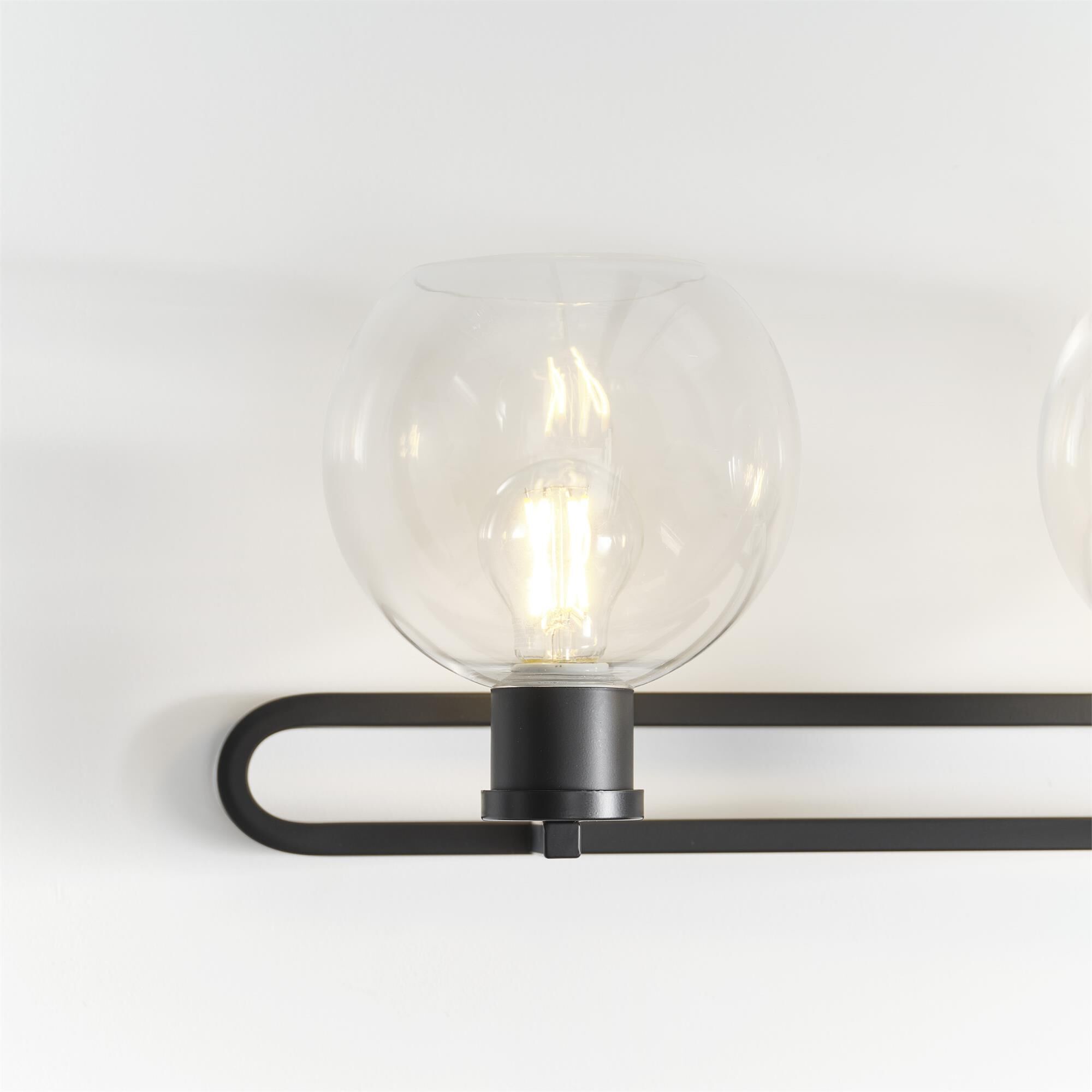Shown in Midnight Black finish and Clear glass