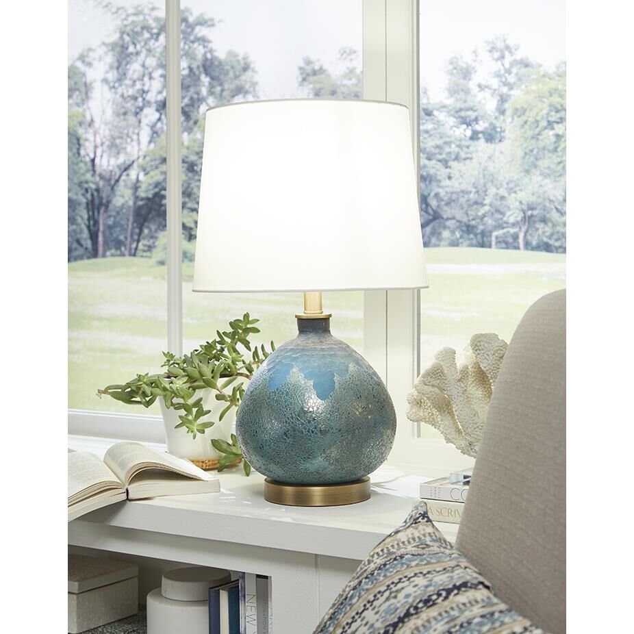 Trend Home 22 Inch Table Lamp by Trend Lighting