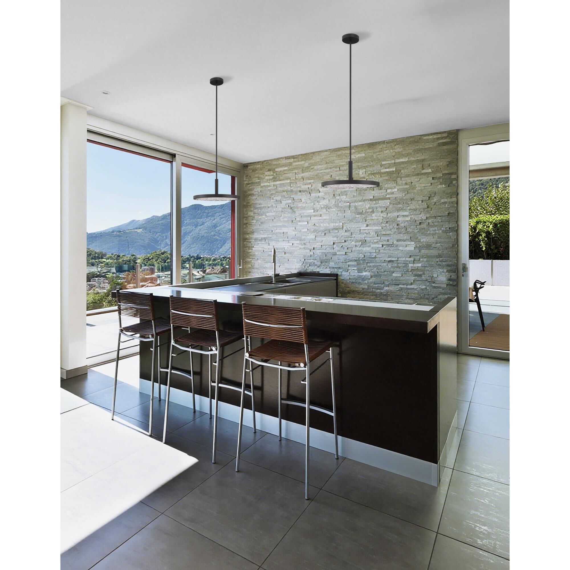 Shown in Textured Black finish and Clear Water glass