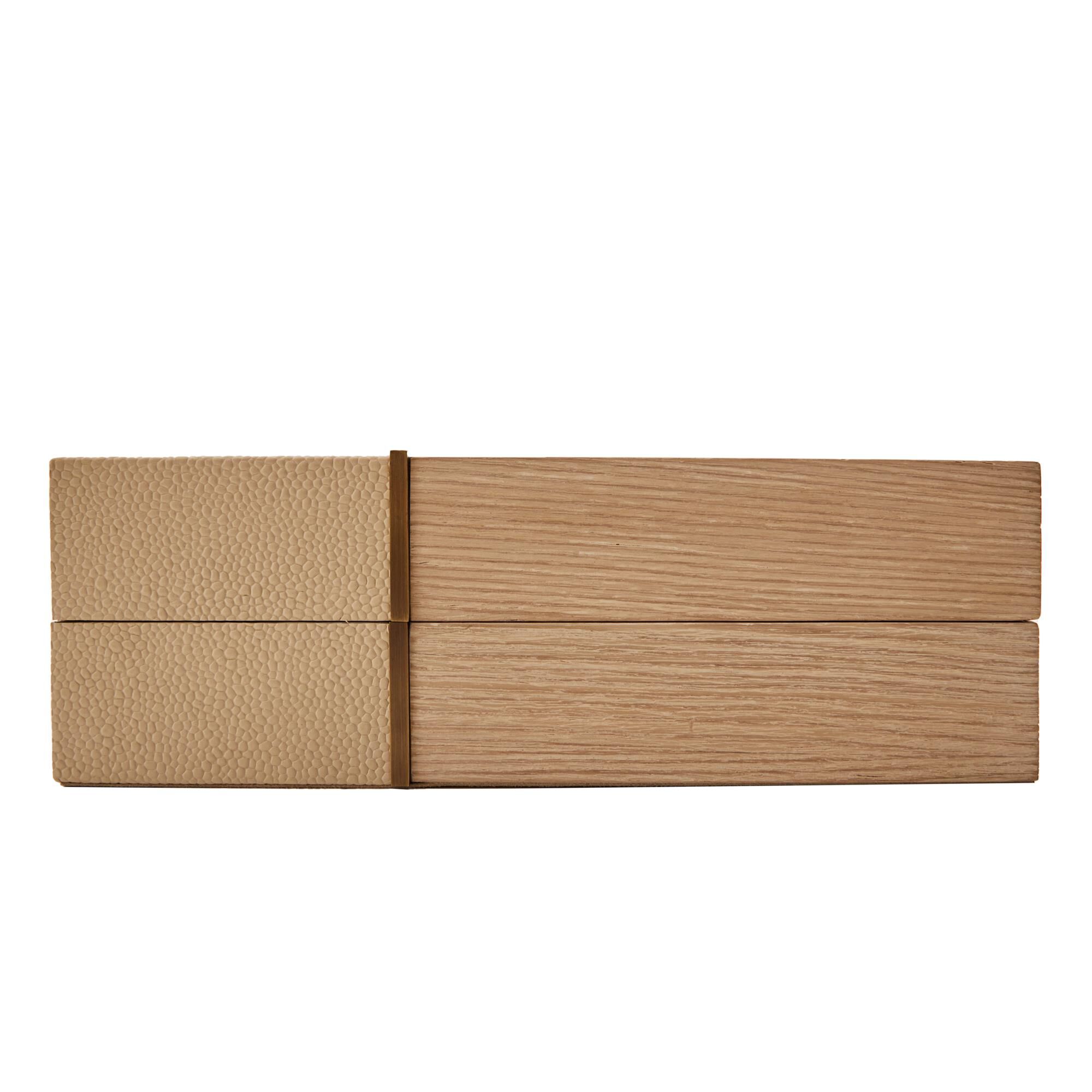 Shown in Blonde finish