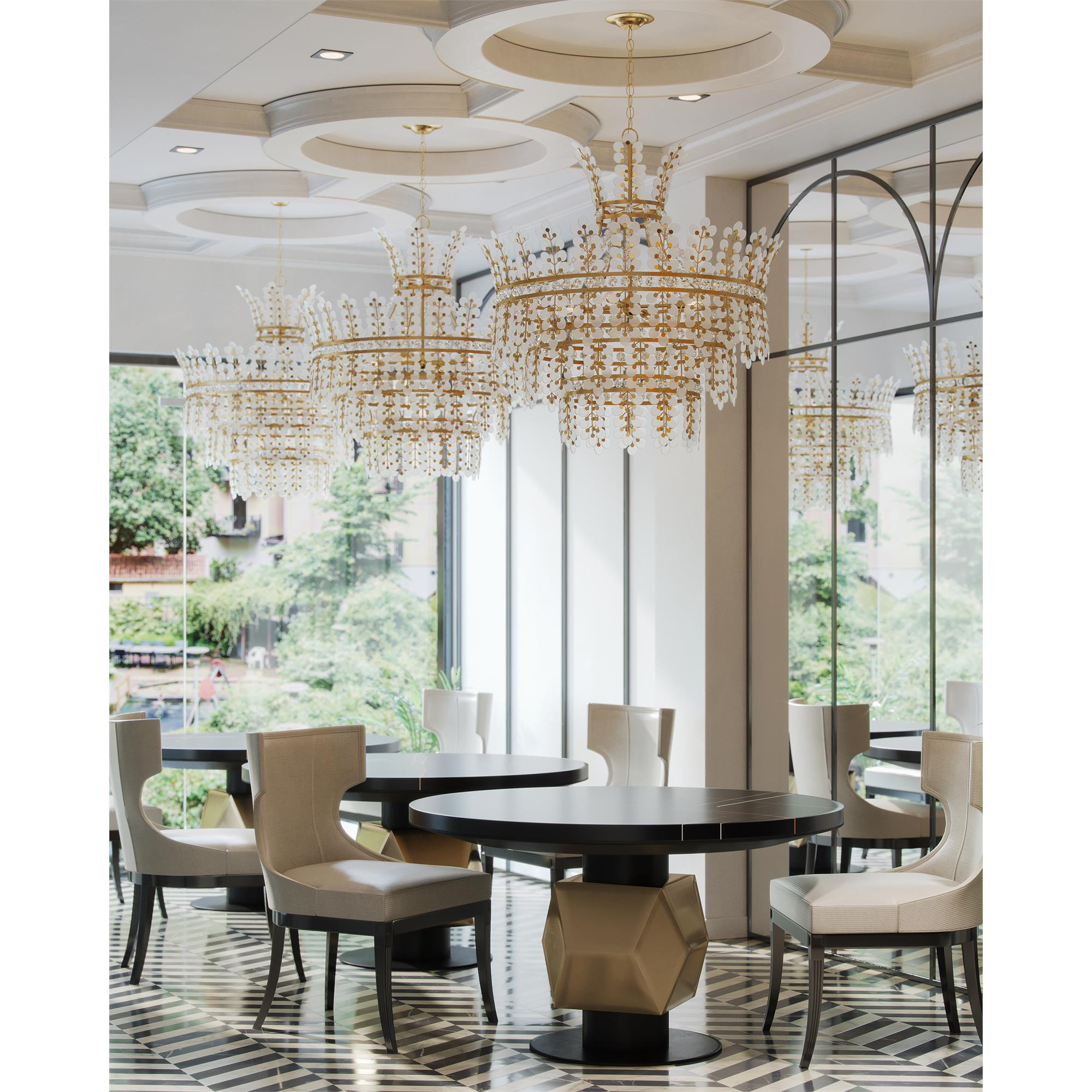 Bunny Williams Bradshaw Medium Chandelier,