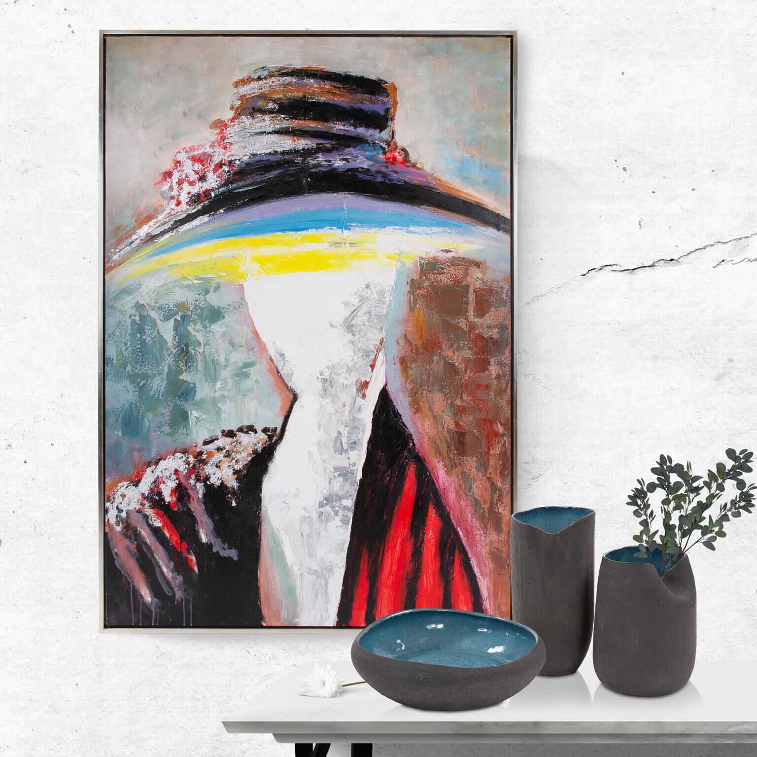 Shown in Textured Acrylic finish