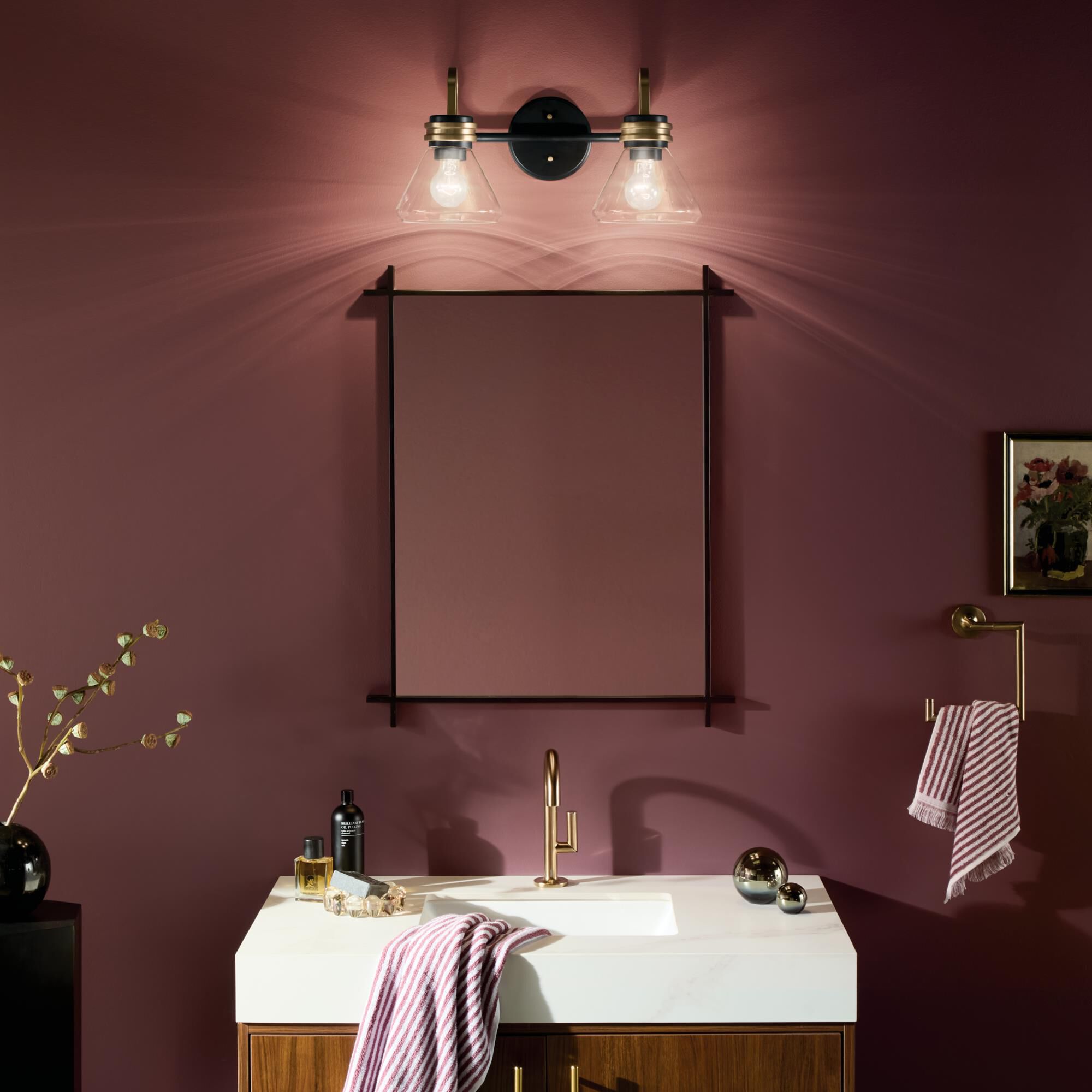 Shown in Black finish and Clear glass