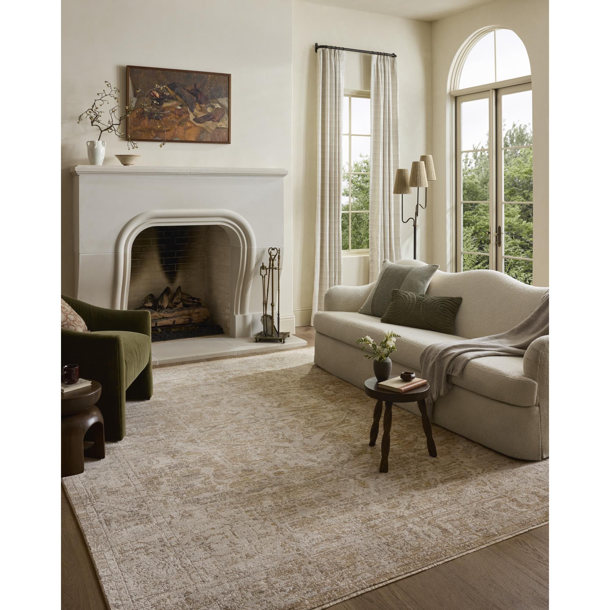 Loloi Rugs Clarisse Area Rug Clarisse - CLRSCLS-03TADV96D0 - Traditional