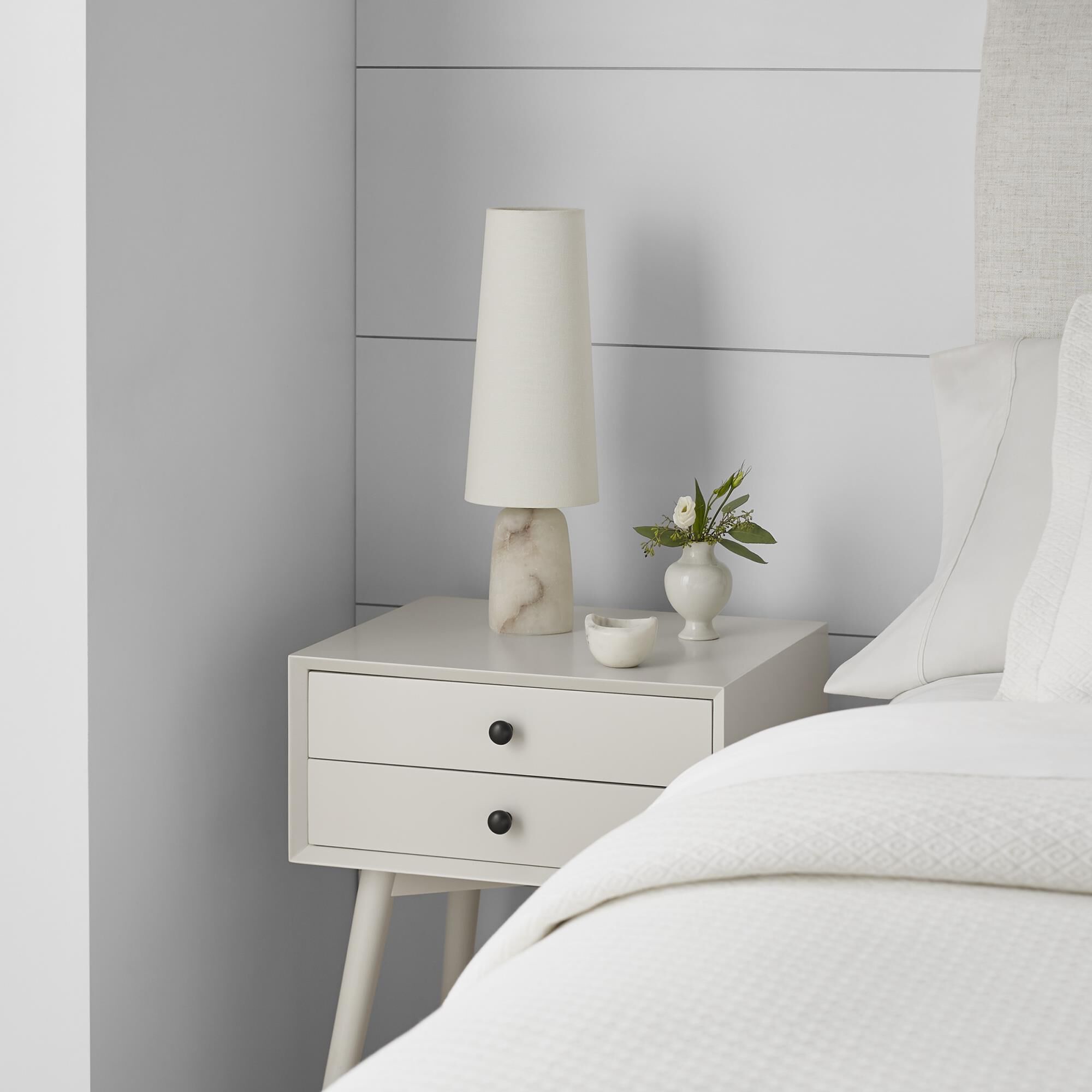 Thomas O'Brien Jinny 17 Inch Table Lamp by Visual Comfort Signature Collection