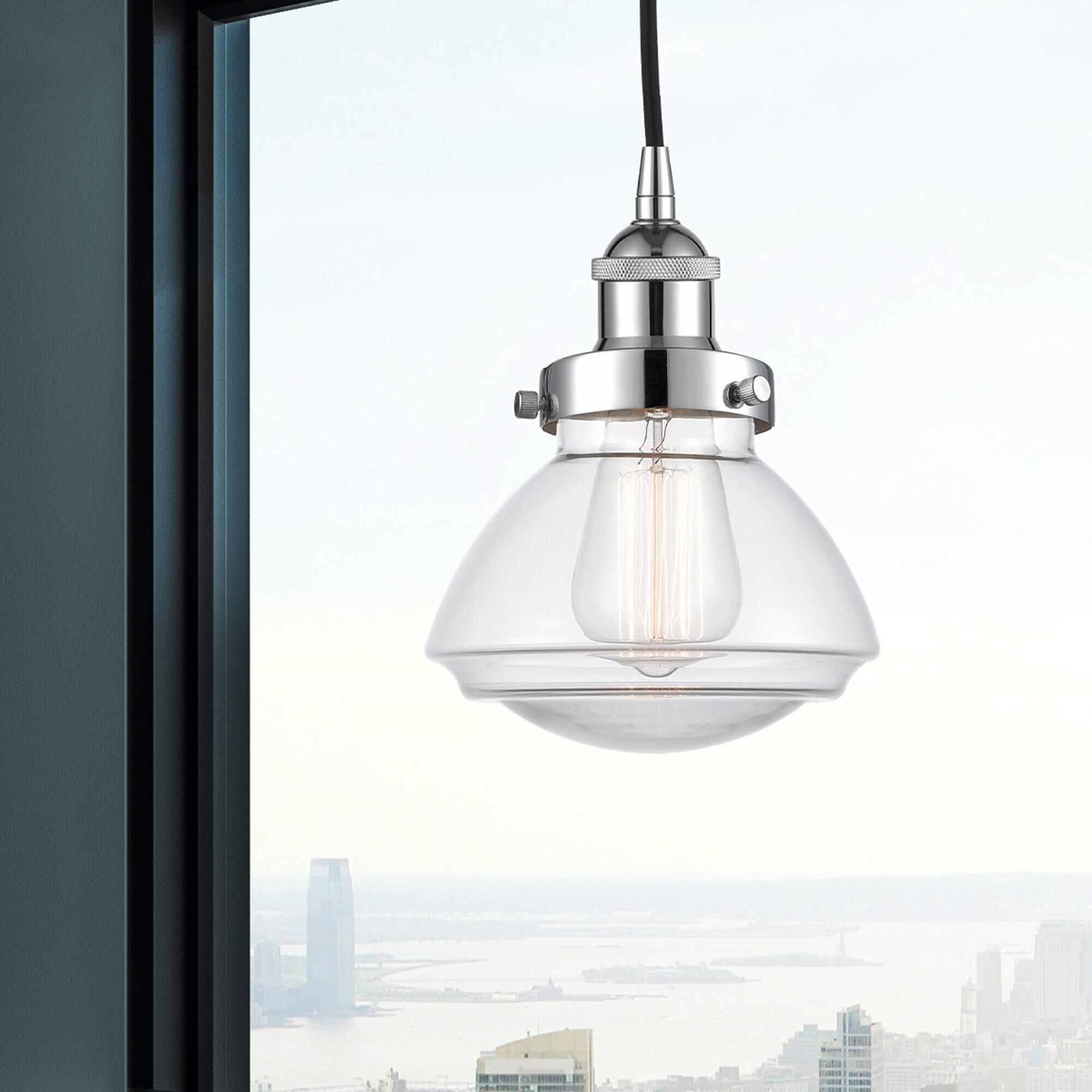 Shown in Polished Chrome finish and Clear glass