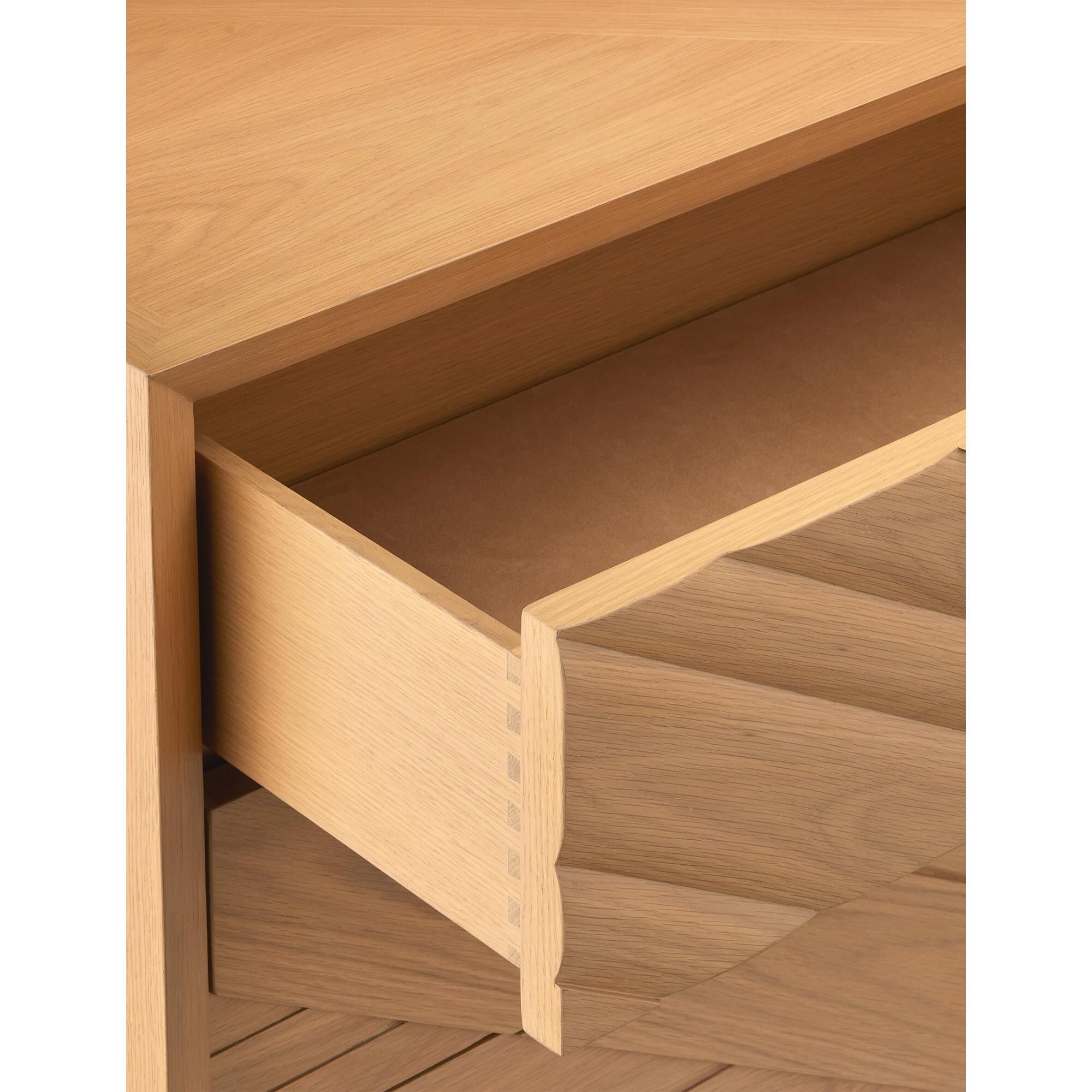 Shown in Light Oak, Beige finish
