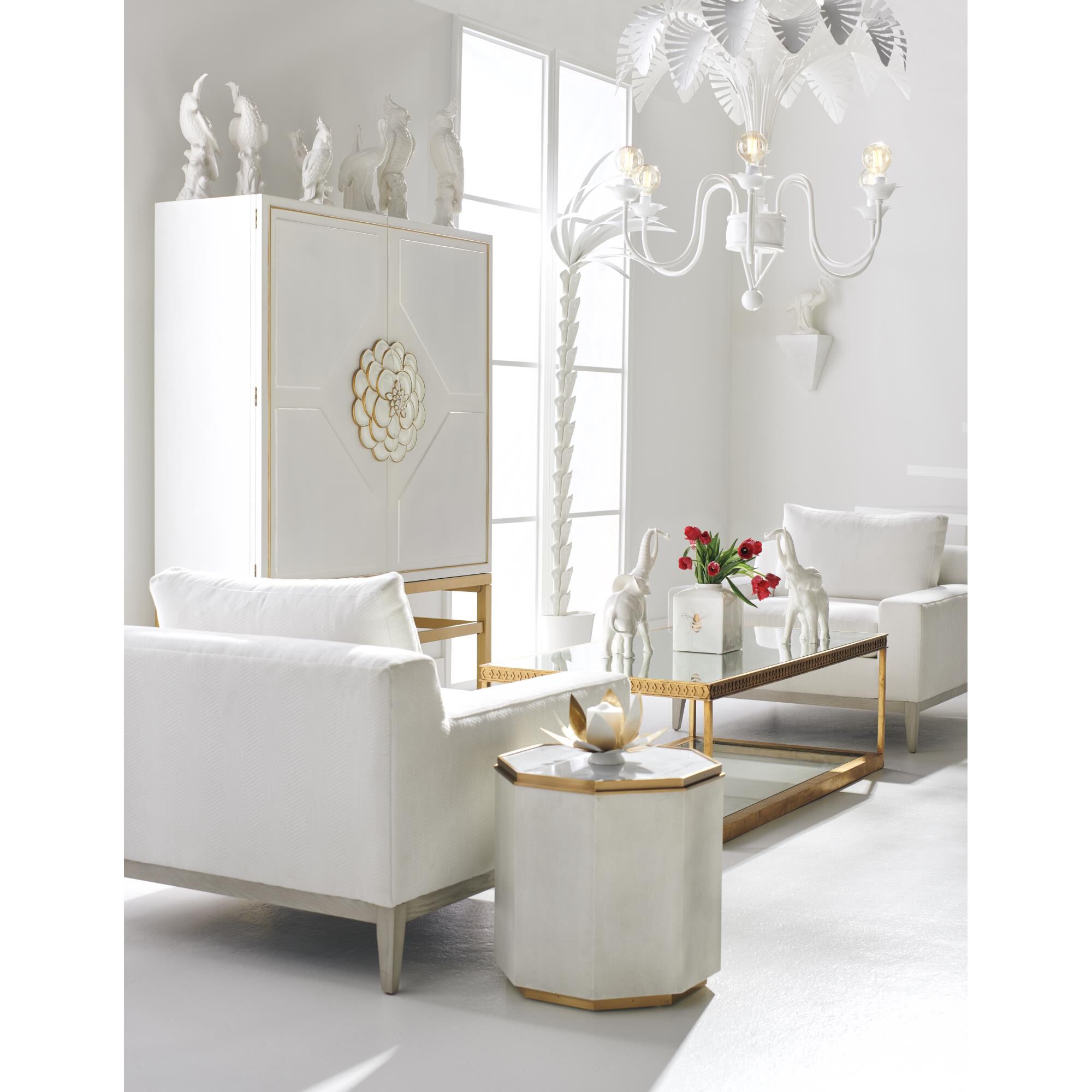 Shown in Clear/Beveled/Plain/Metallic Satin Gold finish and Mirror/Transparent glass