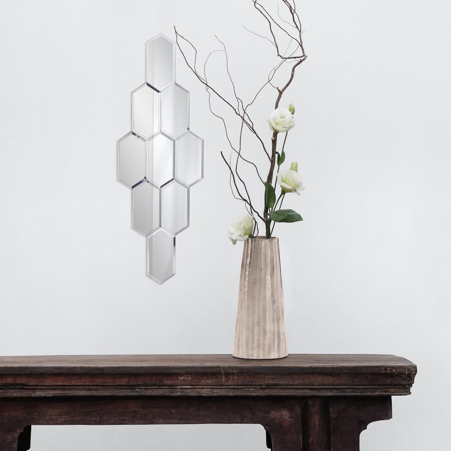 Shown in Mirror finish