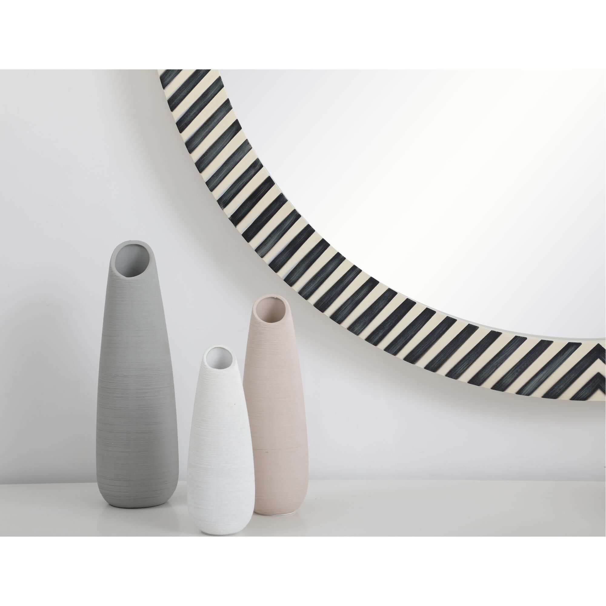 Shown in Chevron finish