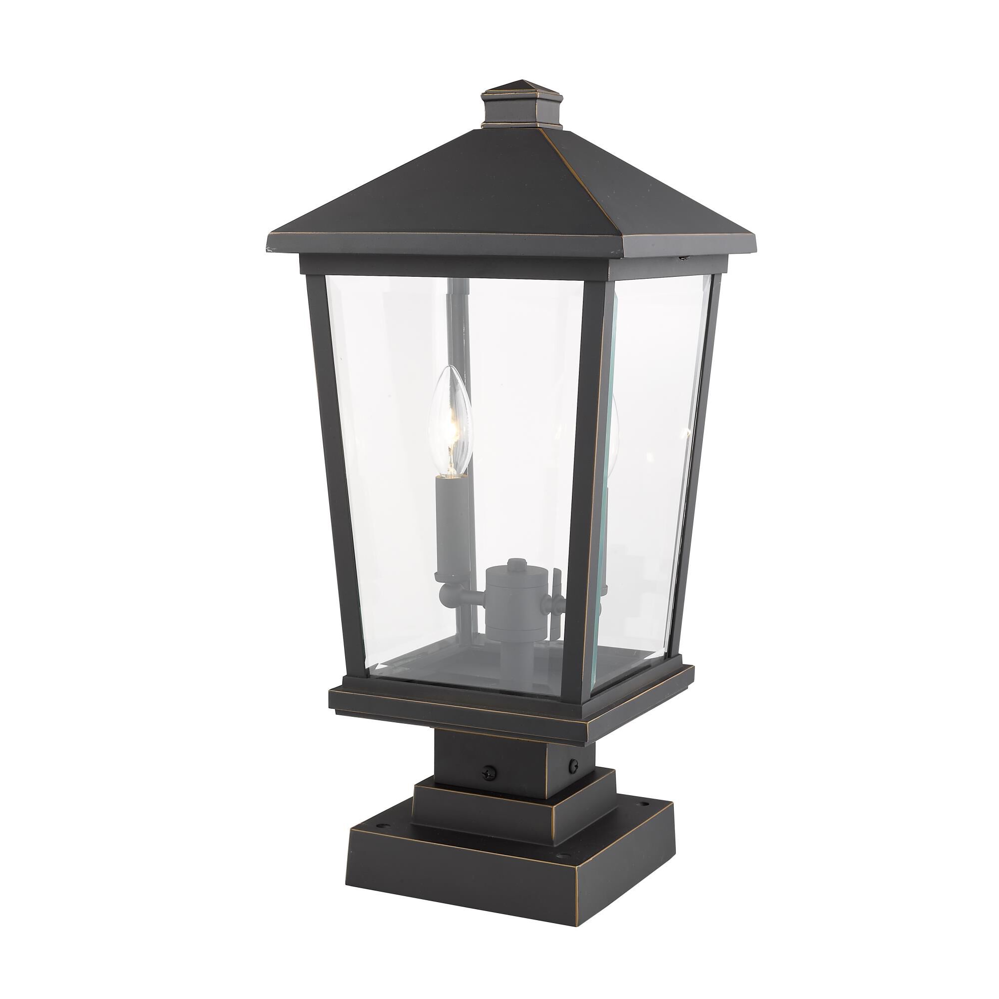 Shown in Oil Rubbed Bronze finish and Glass shade