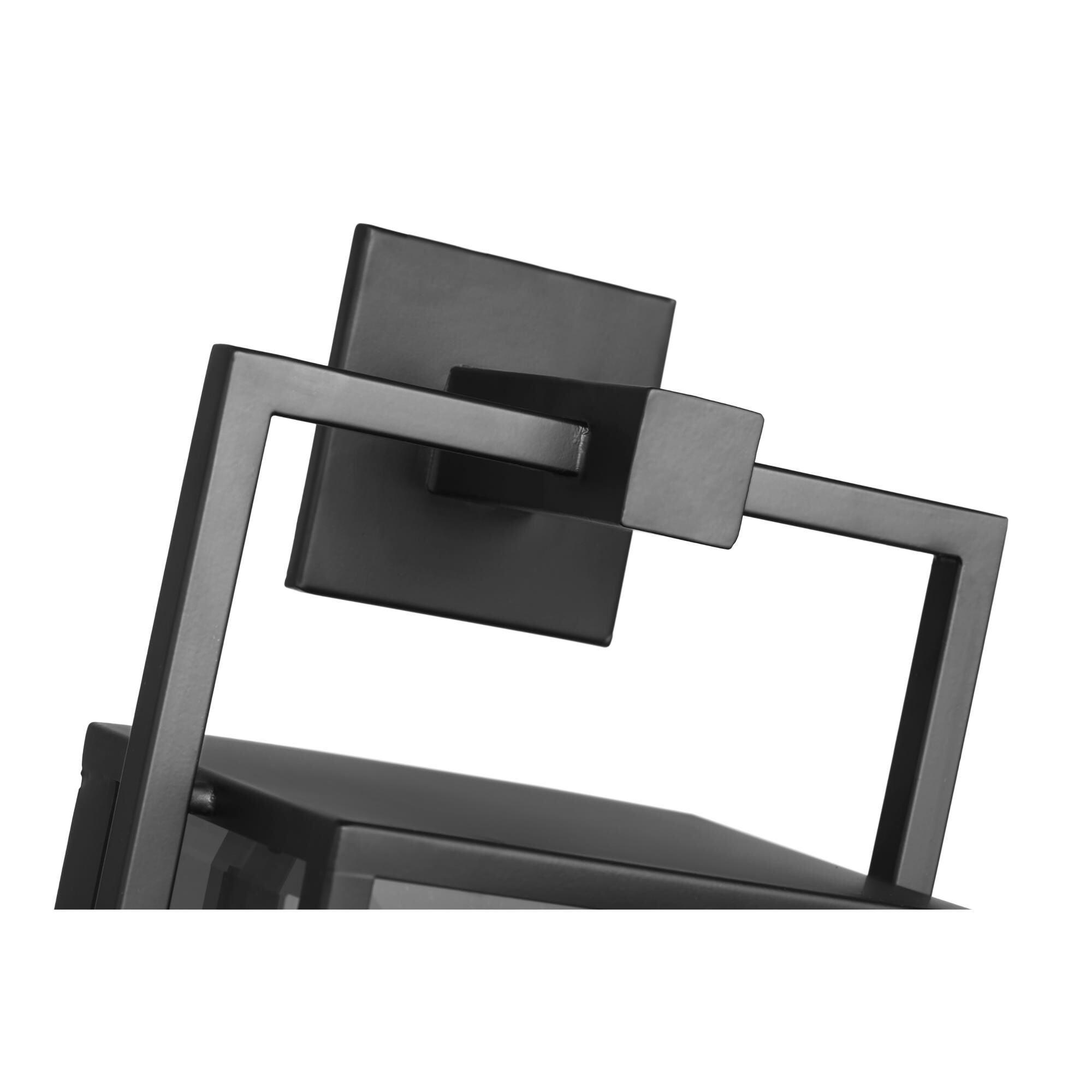 Shown in Matte Black finish and Clear glass