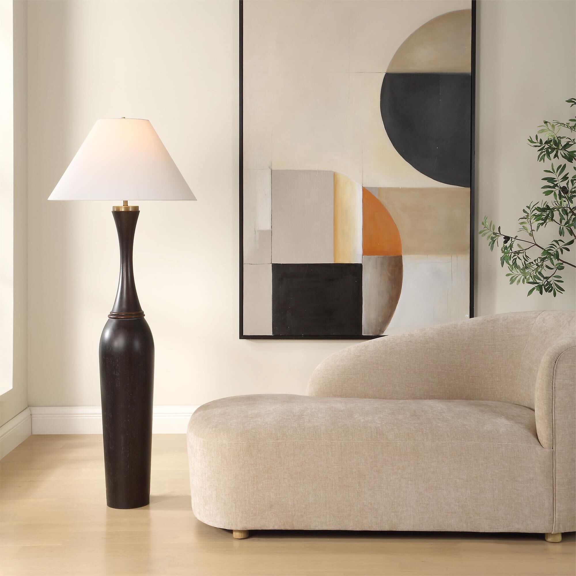 Shown in Black and Bronze finish and Round Hardback shade