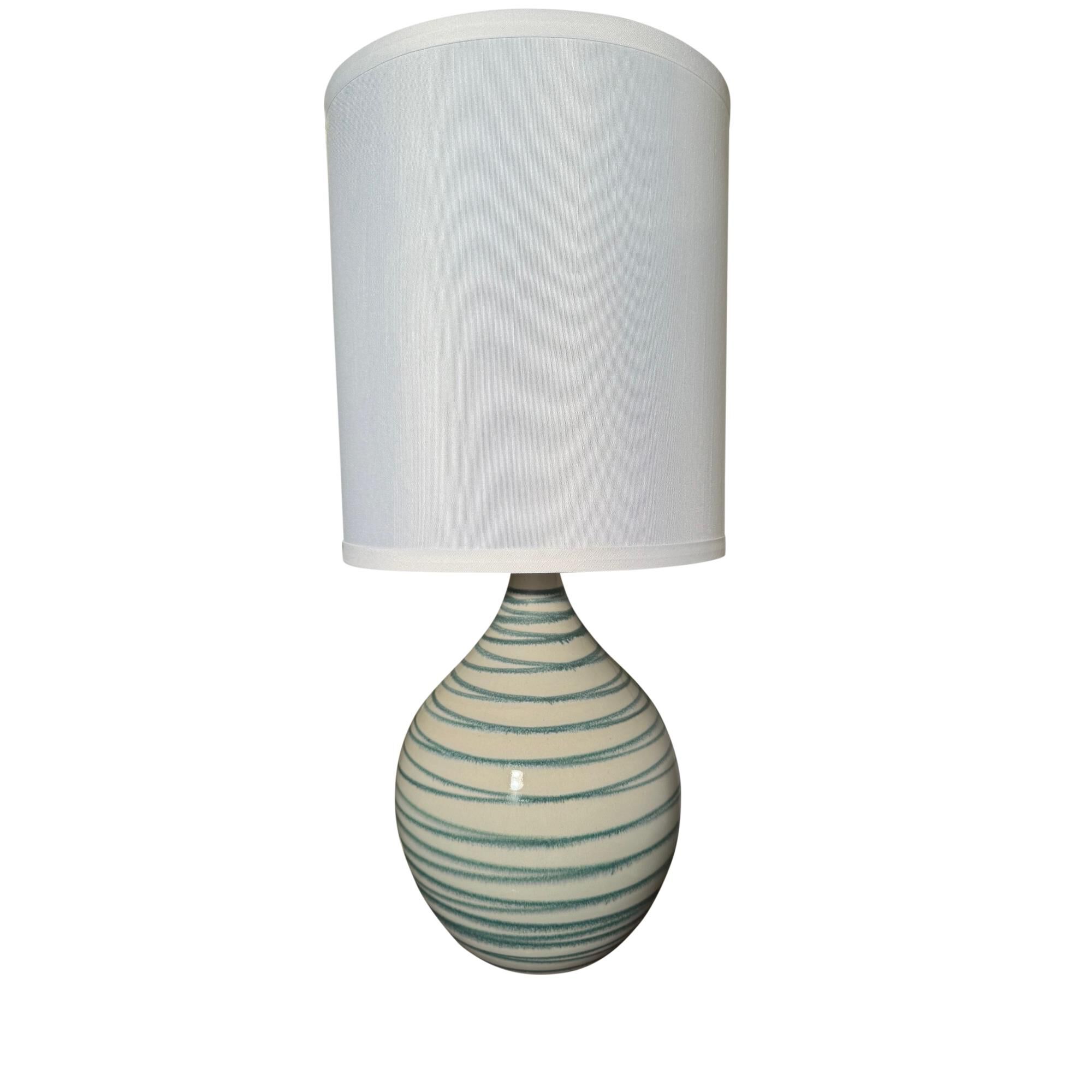 Shown in Emerald Wave finish and White Linen Hardback shade