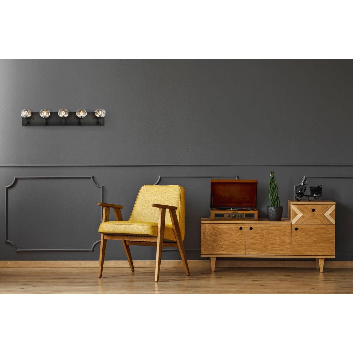 Shown in Black  finish and RC Clear crystal and Clear glass