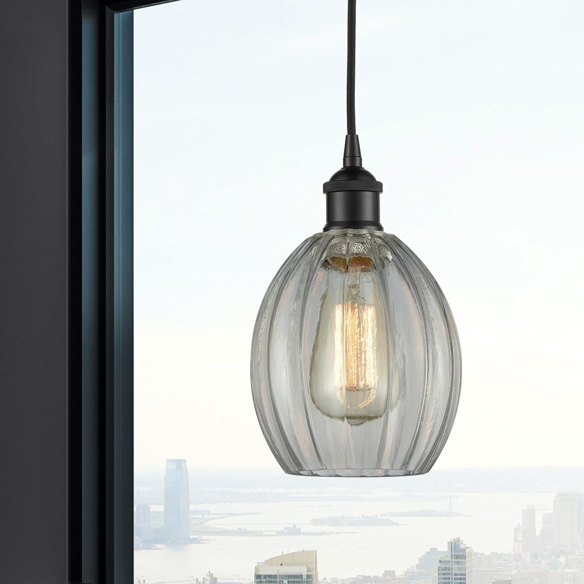 Shown in Matte Black finish and Clear glass