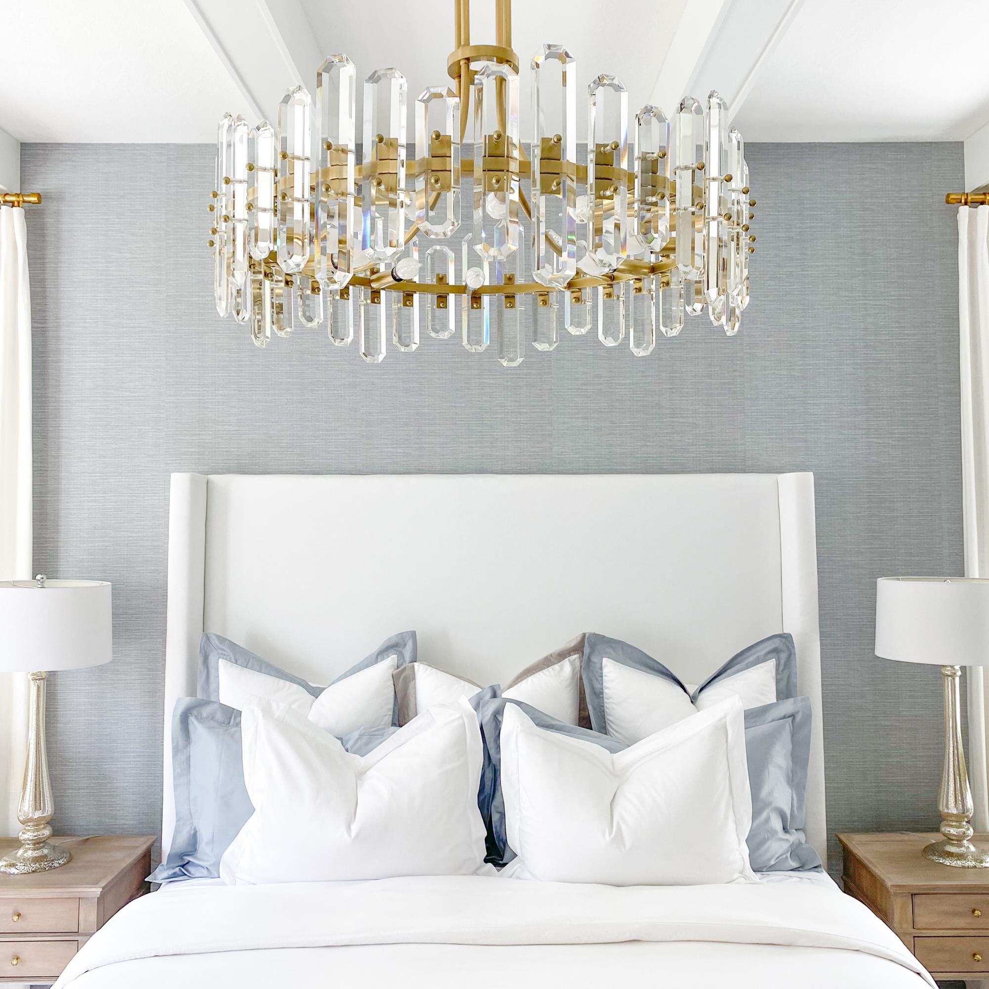 Bolton 24 Inch 8 Light Chandelier by Crystorama