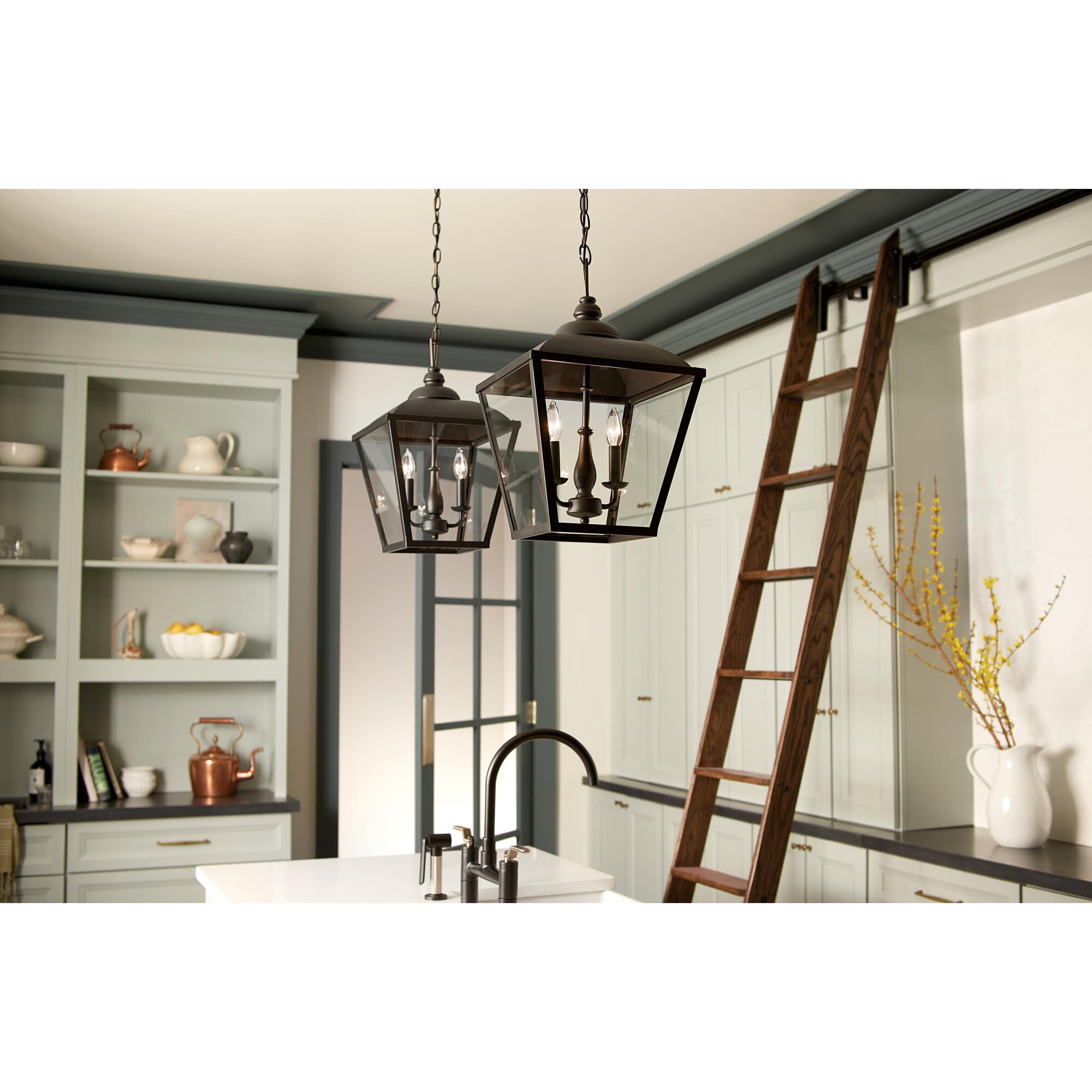 Shown in Textured Black finish and Transparent glass