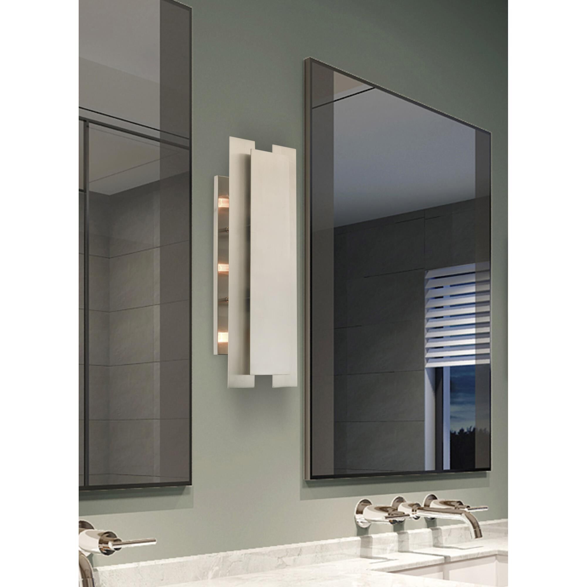 Shown in Brushed Nickel finish and Brushed Nickel Metal shade