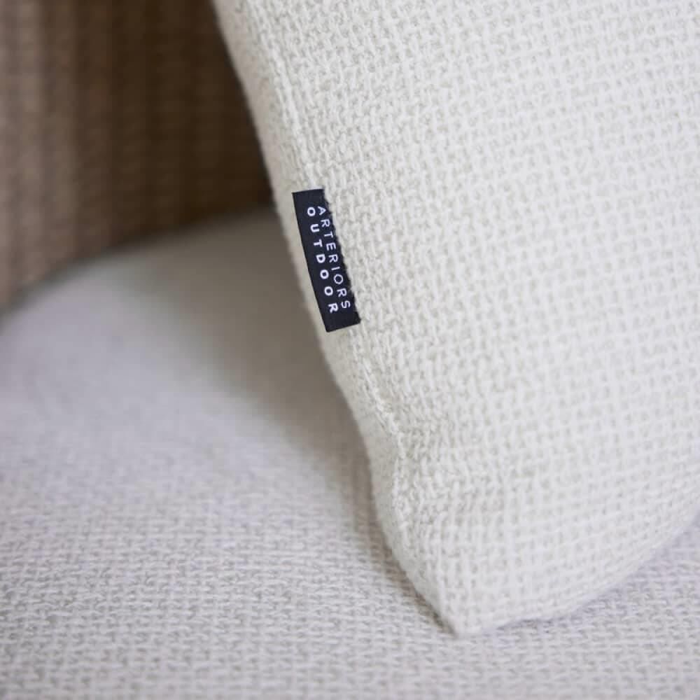 Shown in Pearl finish