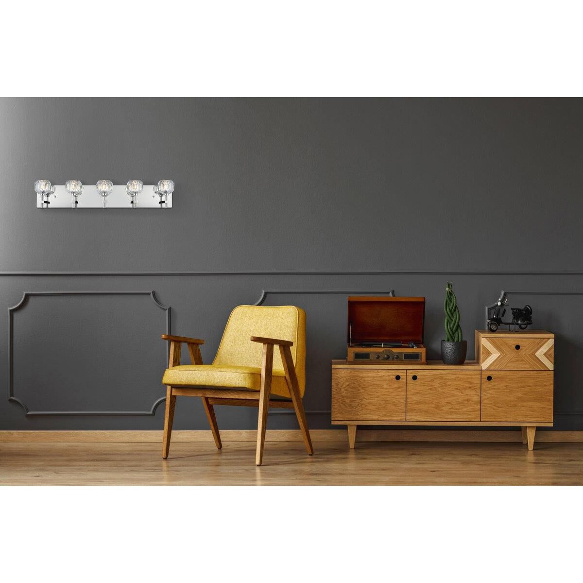 Shown in Chrome  finish and RC Clear crystal and Clear glass