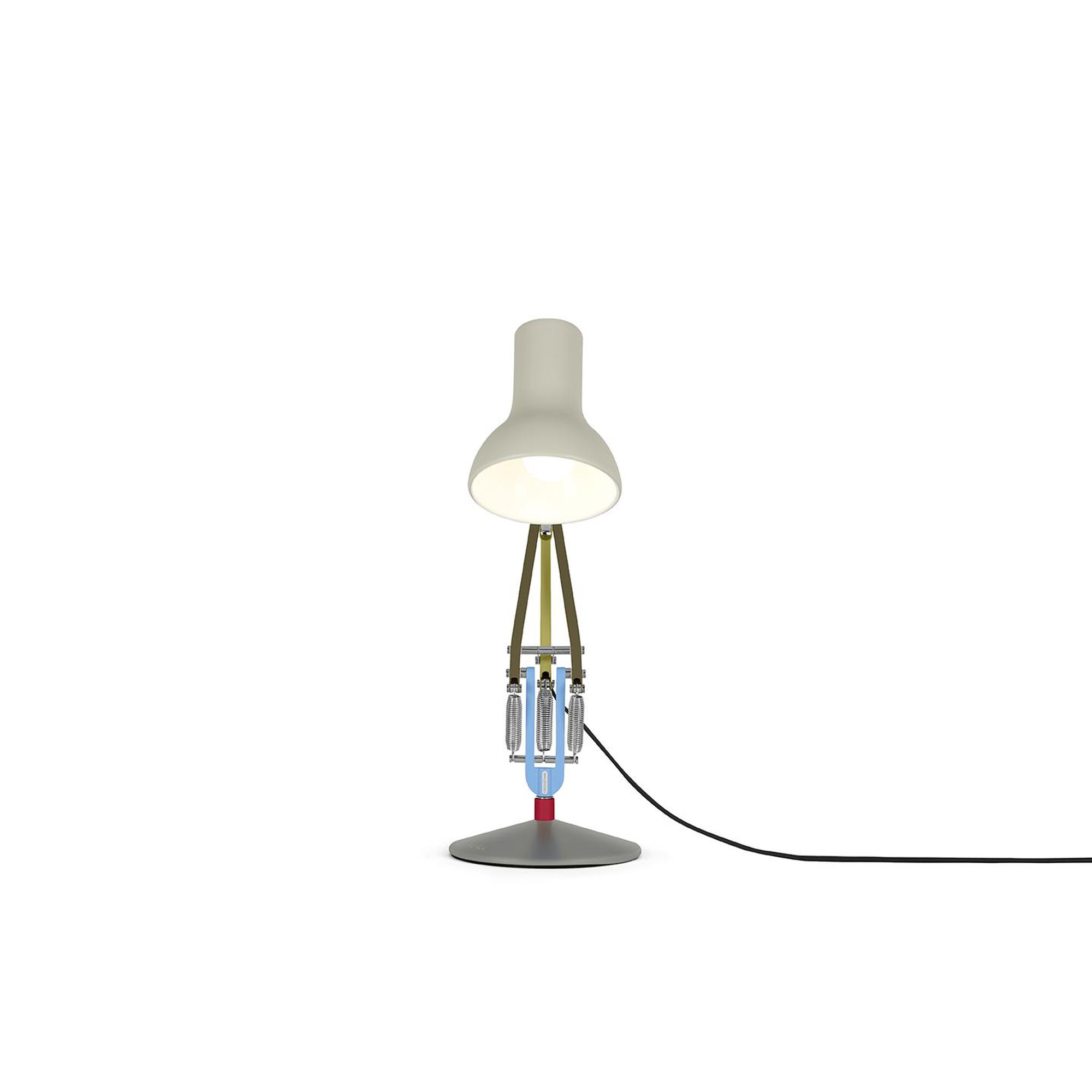Shown in Edition 1 Multi finish and Aluminum shade