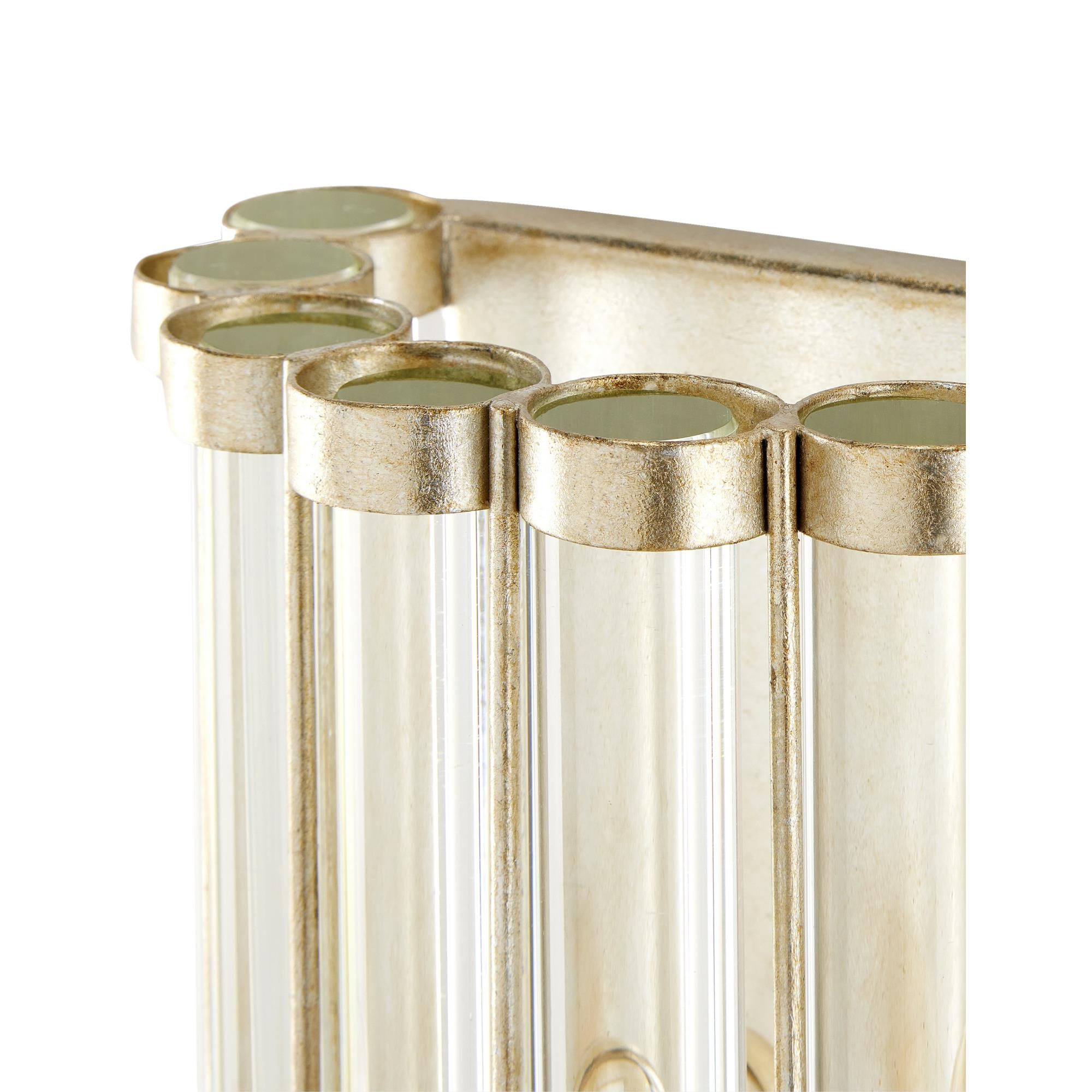 Shown in Contemporary Silver Leaf finish and Clear glass