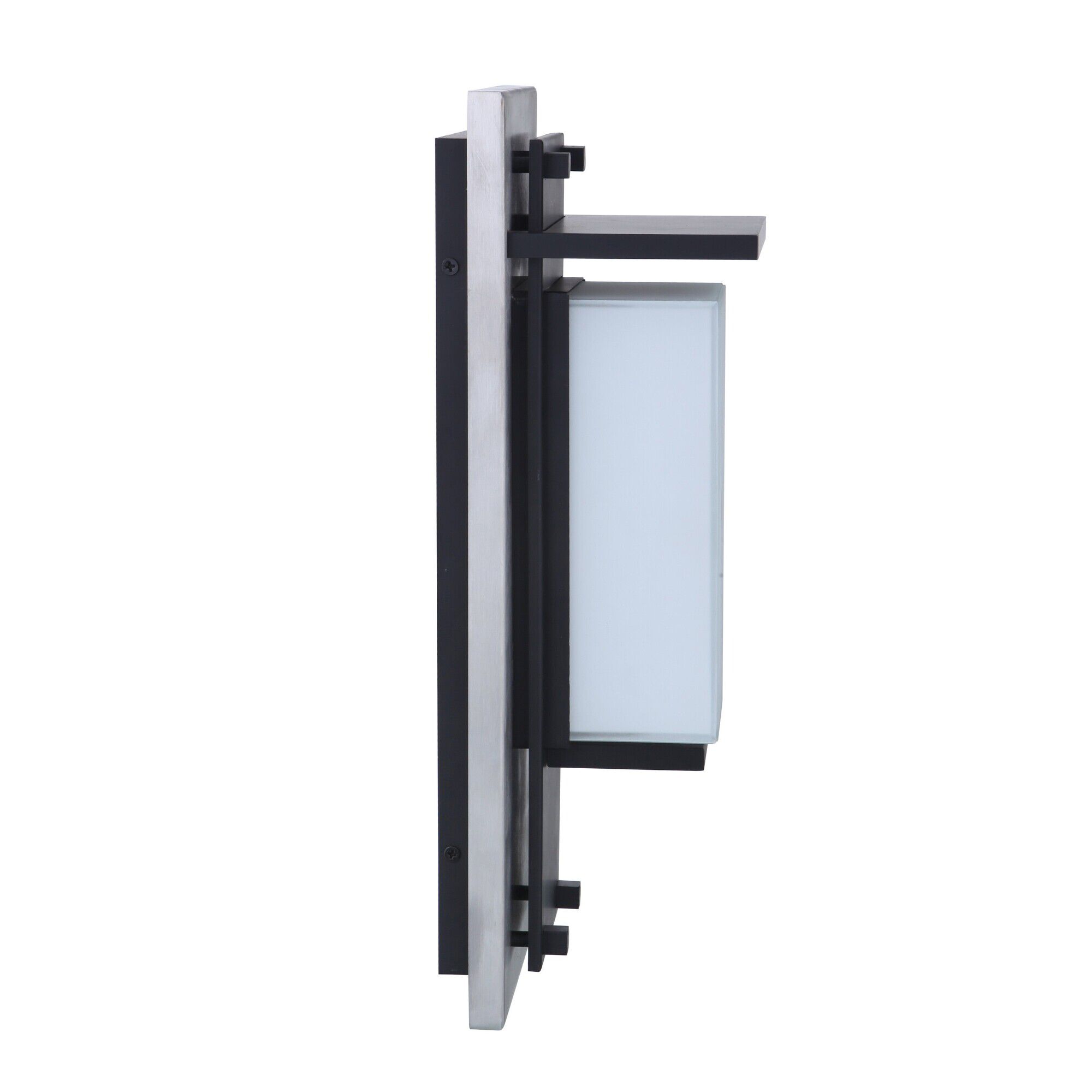 Shown in Stainless Steel and Midnight finish
