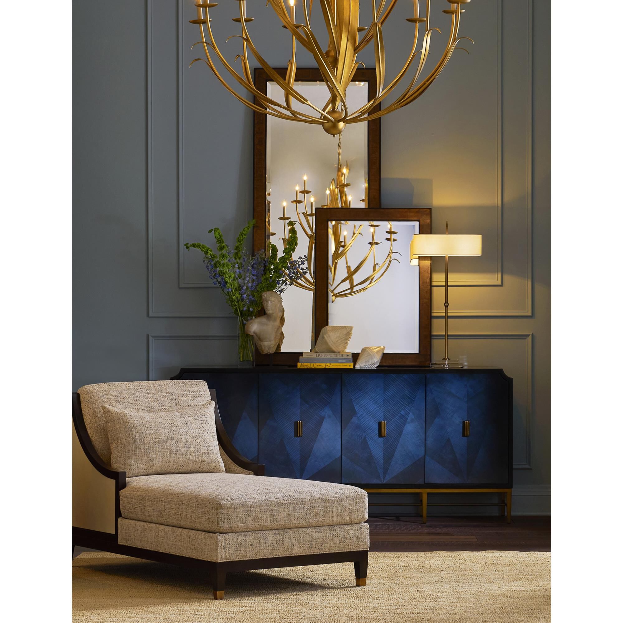 Shown in Kona/Black/Mirror finish