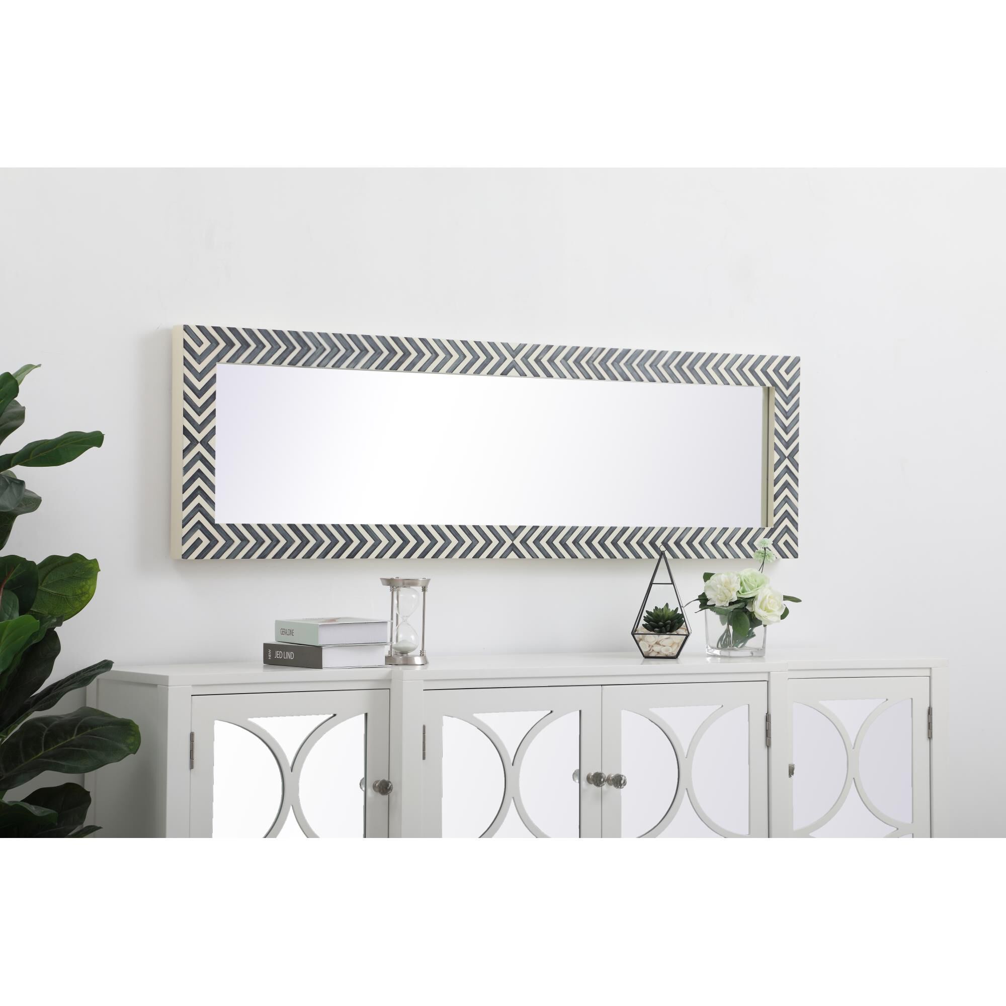 Shown in Chevron finish