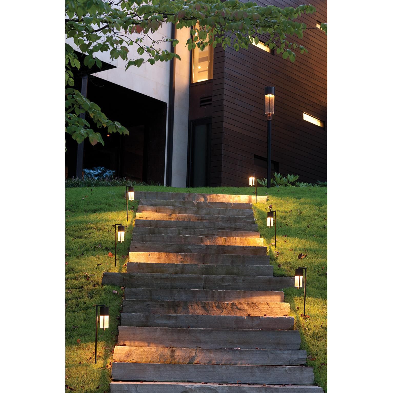 Shelter Outdoor Post Lamp by Hinkley Lighting