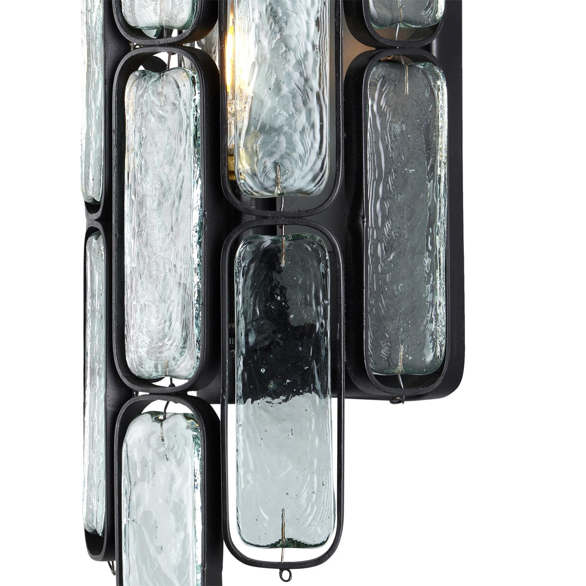 Shown in Clear/Satin Black finish