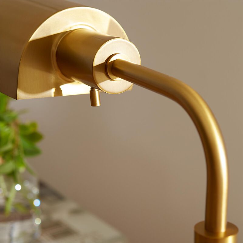 Table Lamp by Visual Comfort Studio