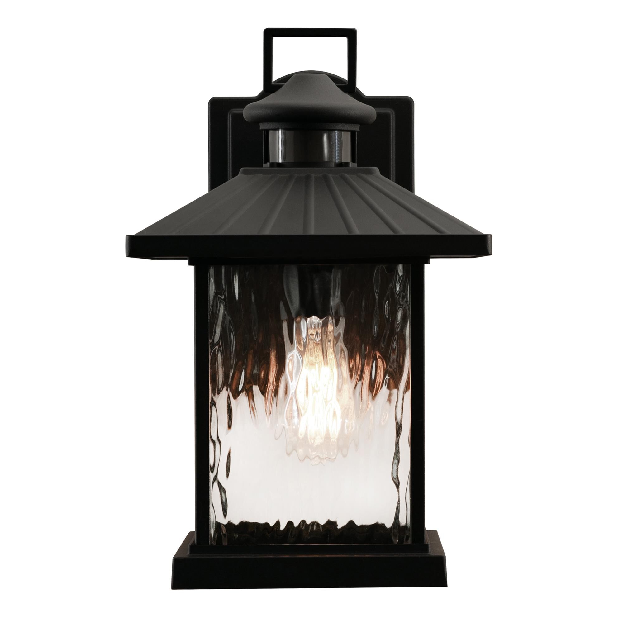 Shown in Black finish and Clear Water glass
