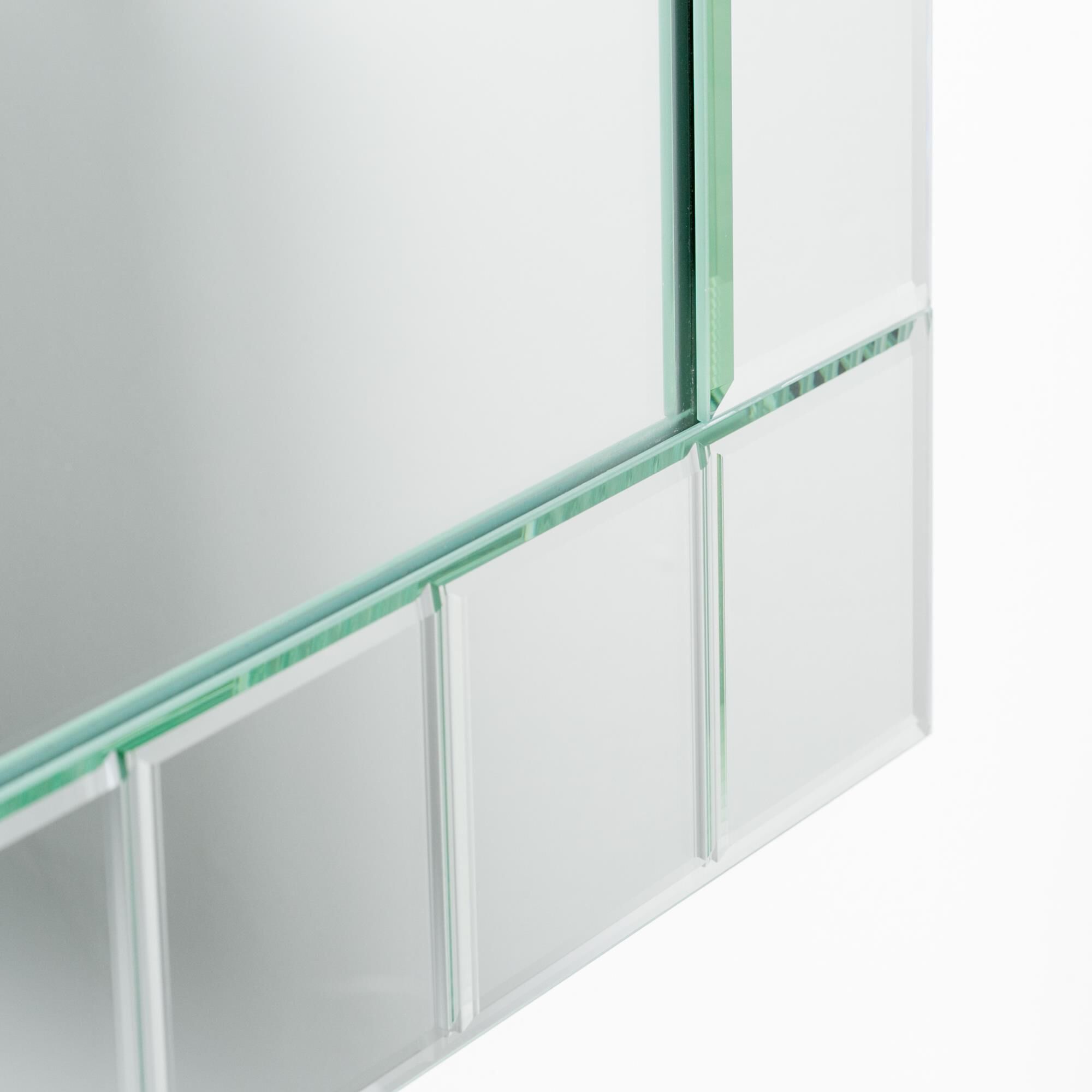 Montreal Bathroom Mirrors by Decor Wonderland